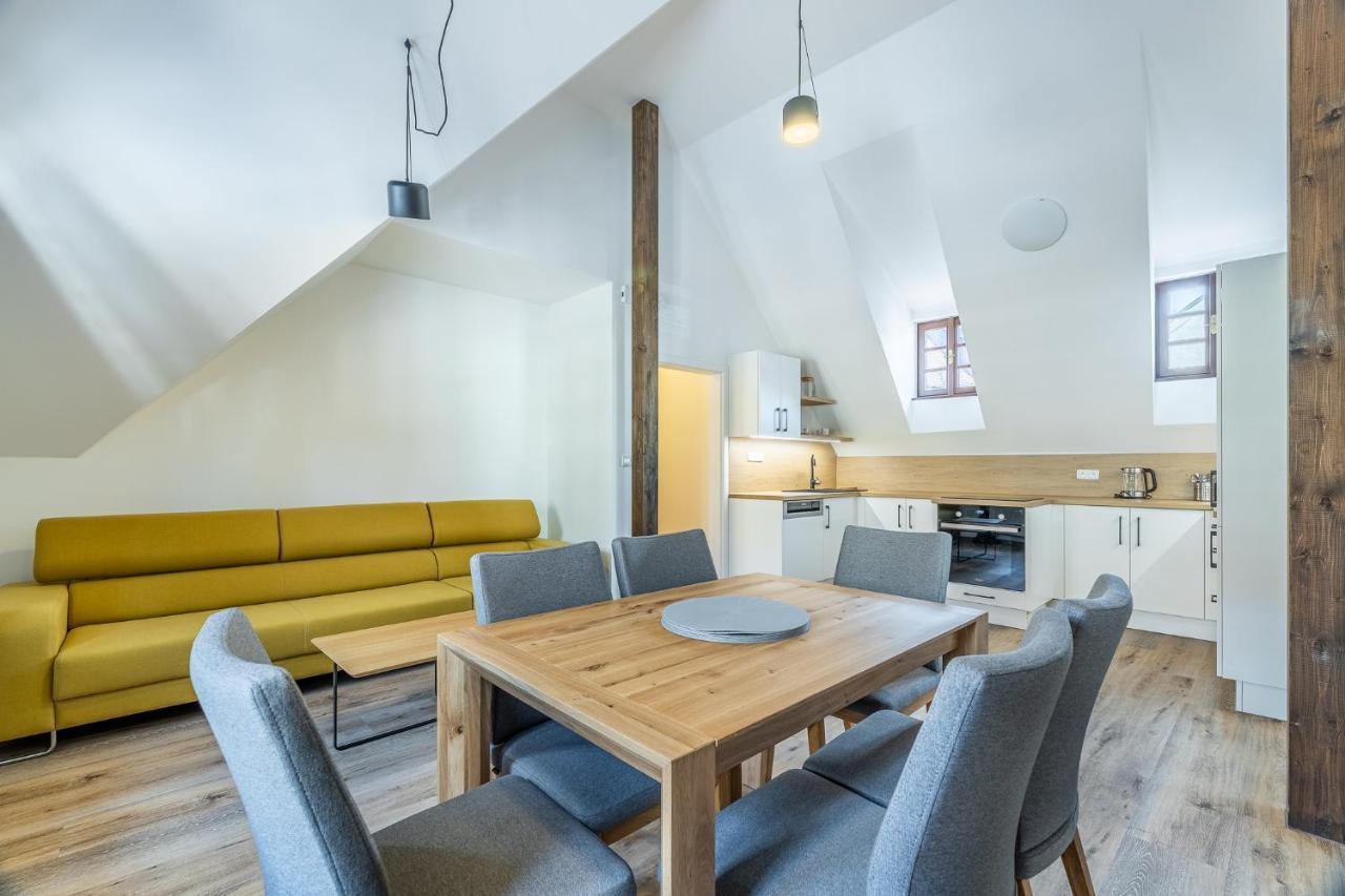 Residence Wurmfeld - Rodinny Apartman S 3 Loznicemi Český Krumlov Buitenkant foto